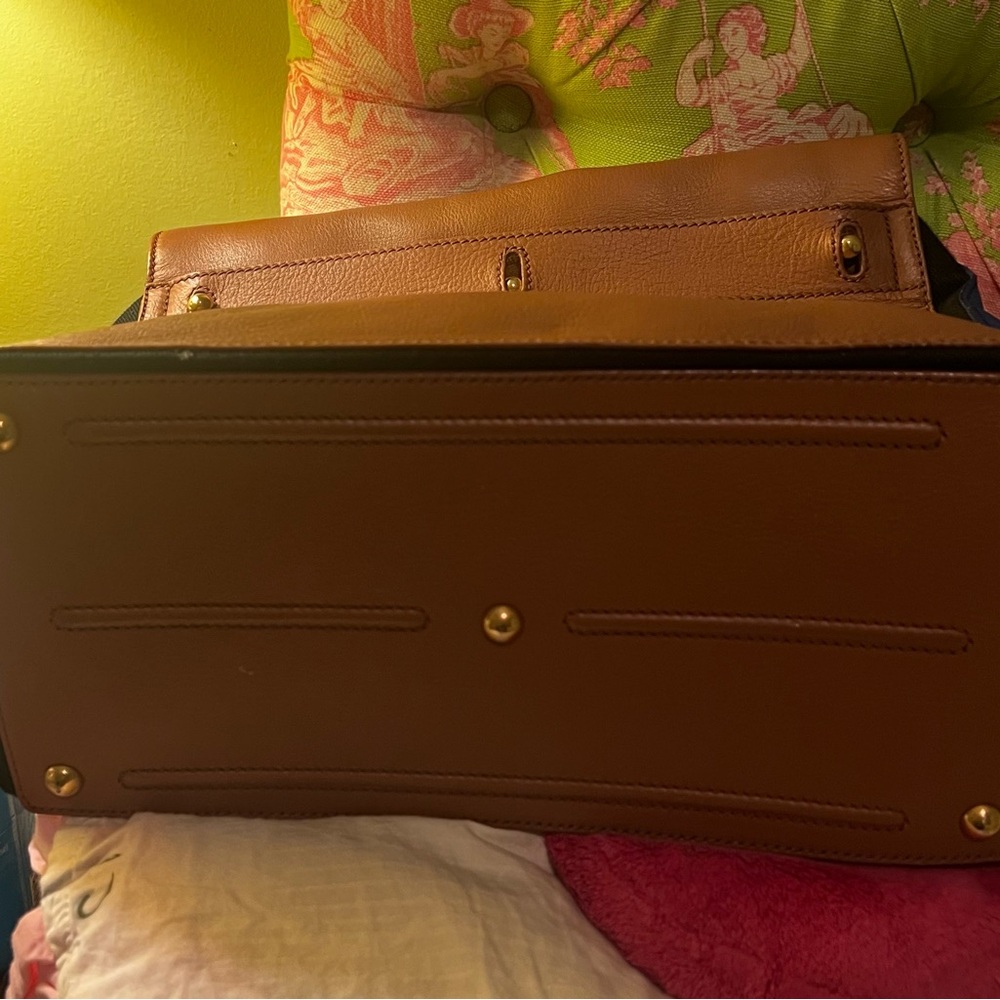 Ysl Barely Used And In Great Condition - image 5